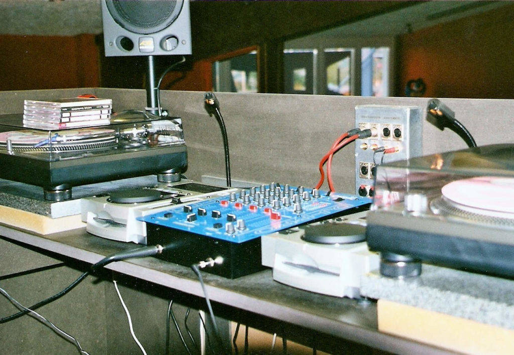 DJ-Desk Discothek Diva Detail